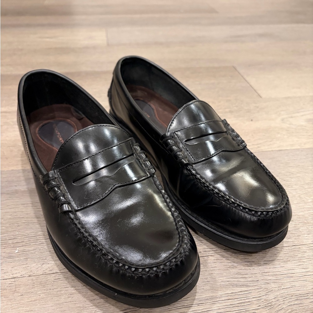 SOLD: Rockport Classic Black Leather Loafers